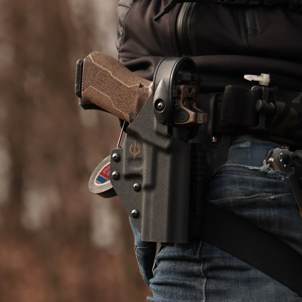 glock-17-duty-warbelt-holster-military-police.jpg.webp