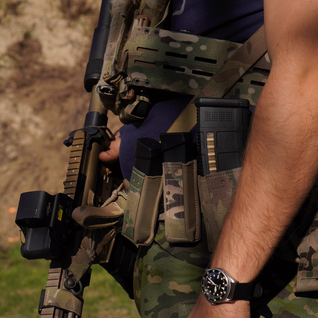 omerta-mag-pouch-pistol.gif