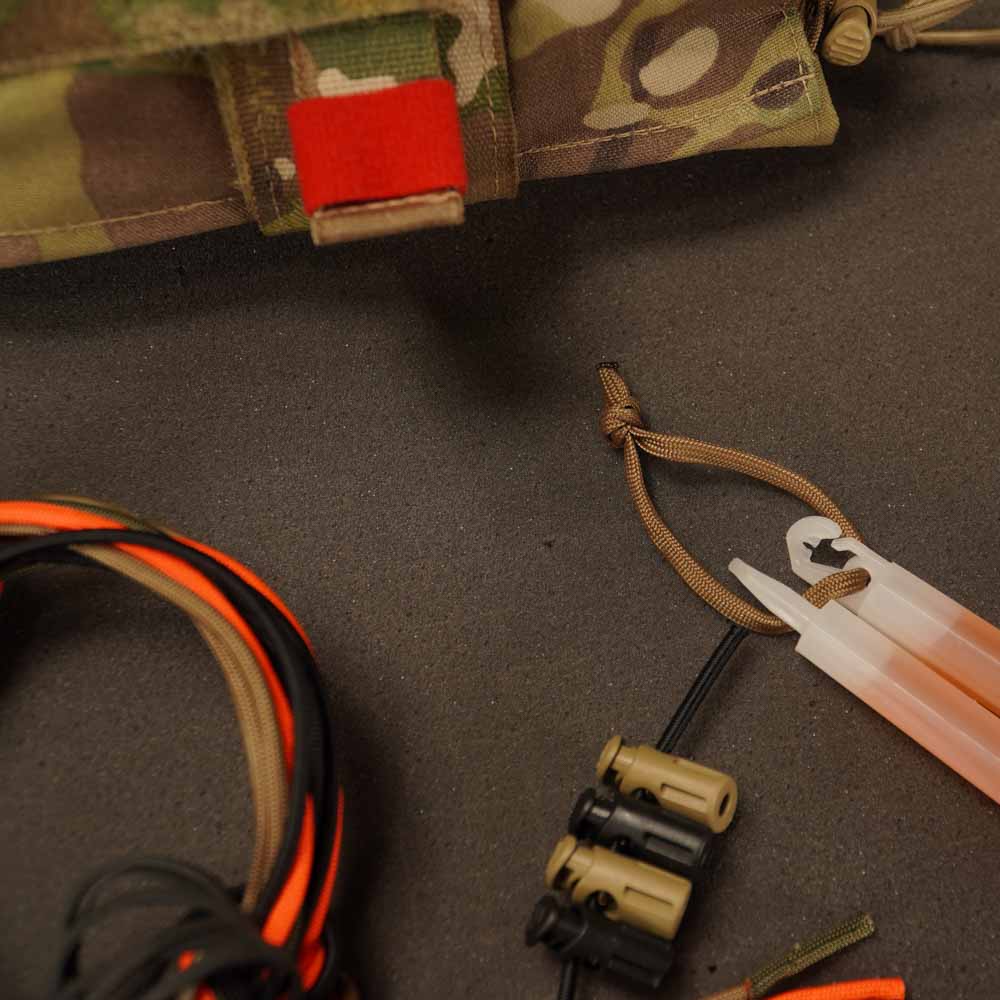tactical-paracord-service-kit.jpg