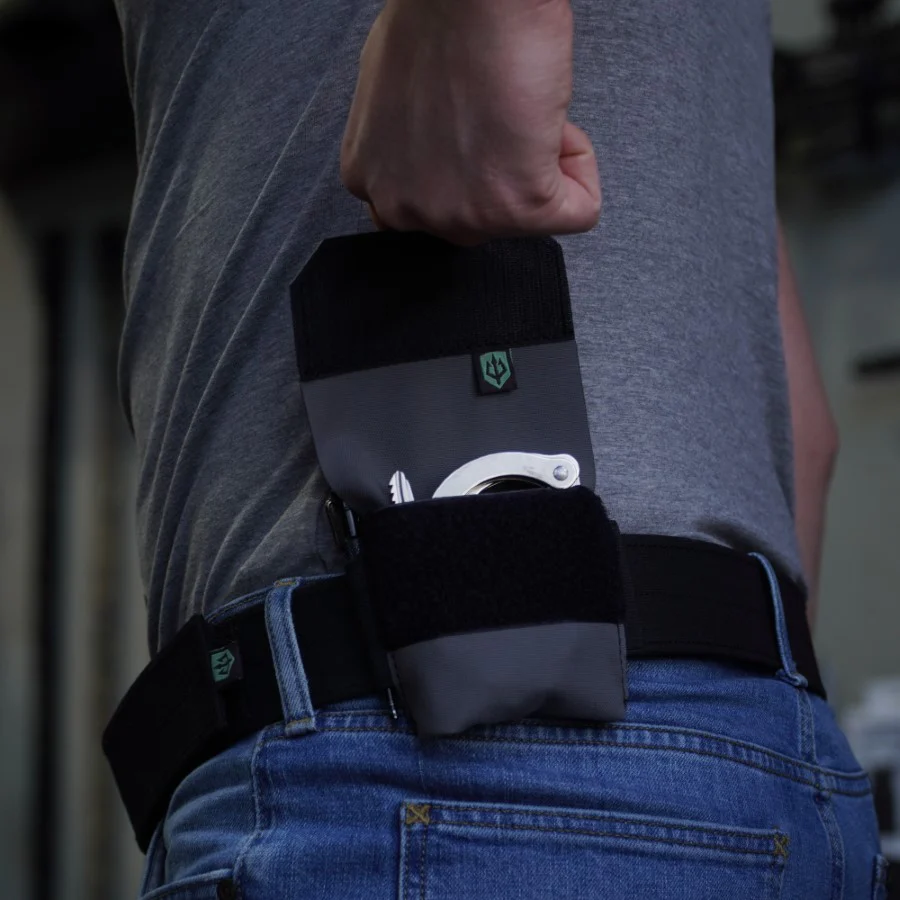 handschellen-tasche-inner-belt.jpg.webp