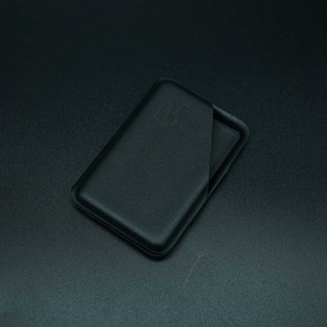 Black-Trident-Kydex-EDC-Wallet-black.jpg