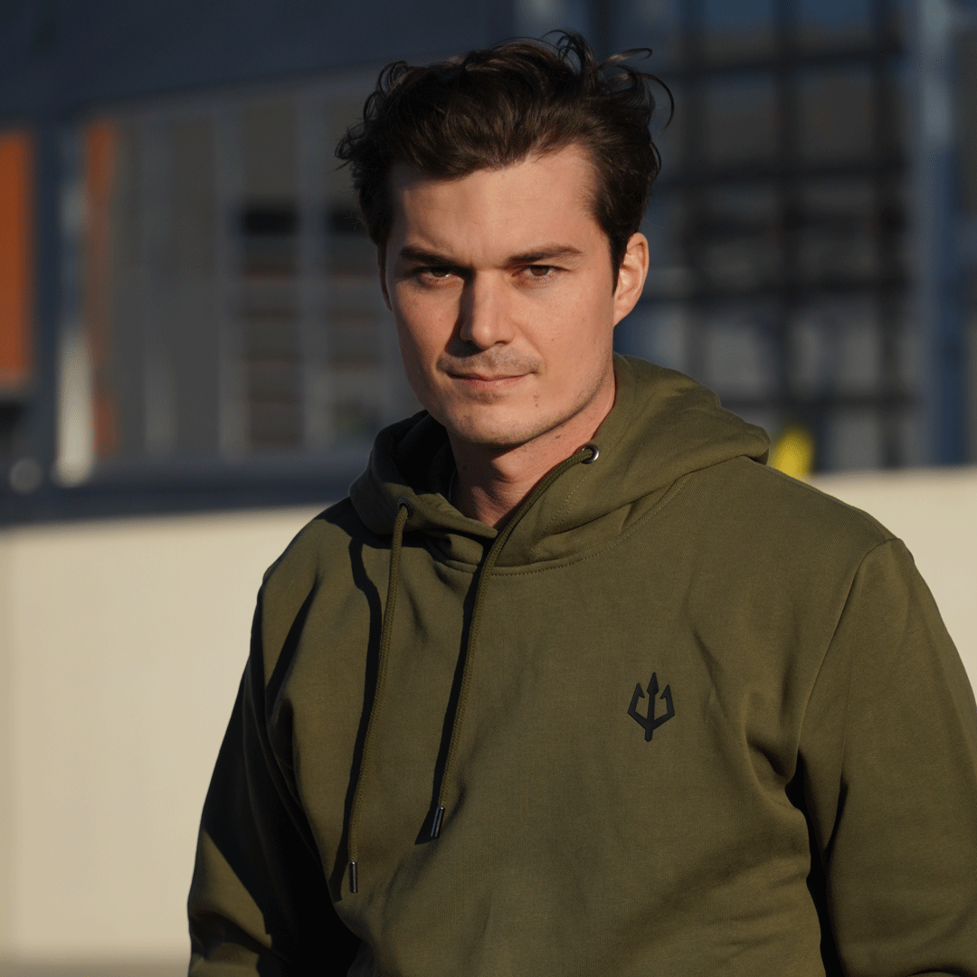 Hoodie-ranger-green_6845b126-a981-4764-9675-8a4f16cb0572.gif